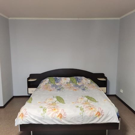 Проспект Миру 35 Apartment ครือวอยร็อก ภายนอก รูปภาพ